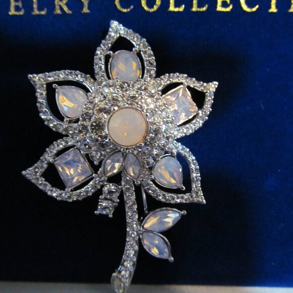 JTV Titanic Jewelry Collection Faux Opal & Faux Diamond Floral Pin - Gorgeous!! - Picture 7 of 16